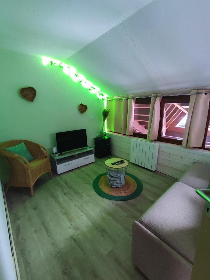 Le Cosy Liberty Apartment Ustou Екстериор снимка